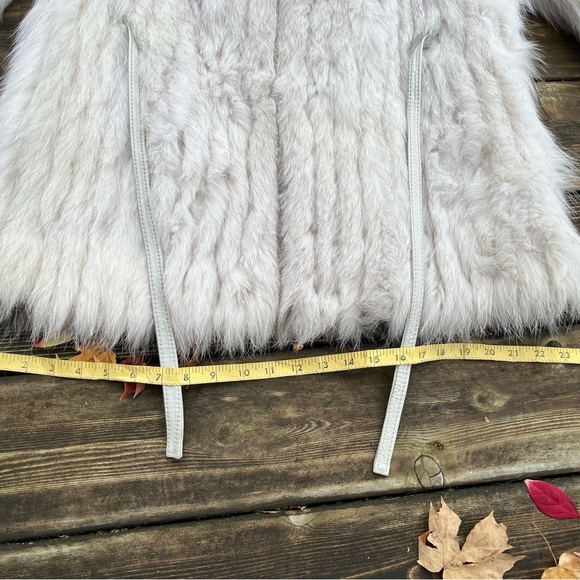 Saga Fox Gorgeous Blue Fox Fur with leather belt Vintage Beauty! - Picture 14 of 16